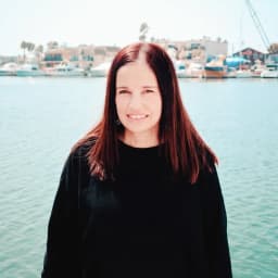 Valerie Kerr, Controller / Accounting